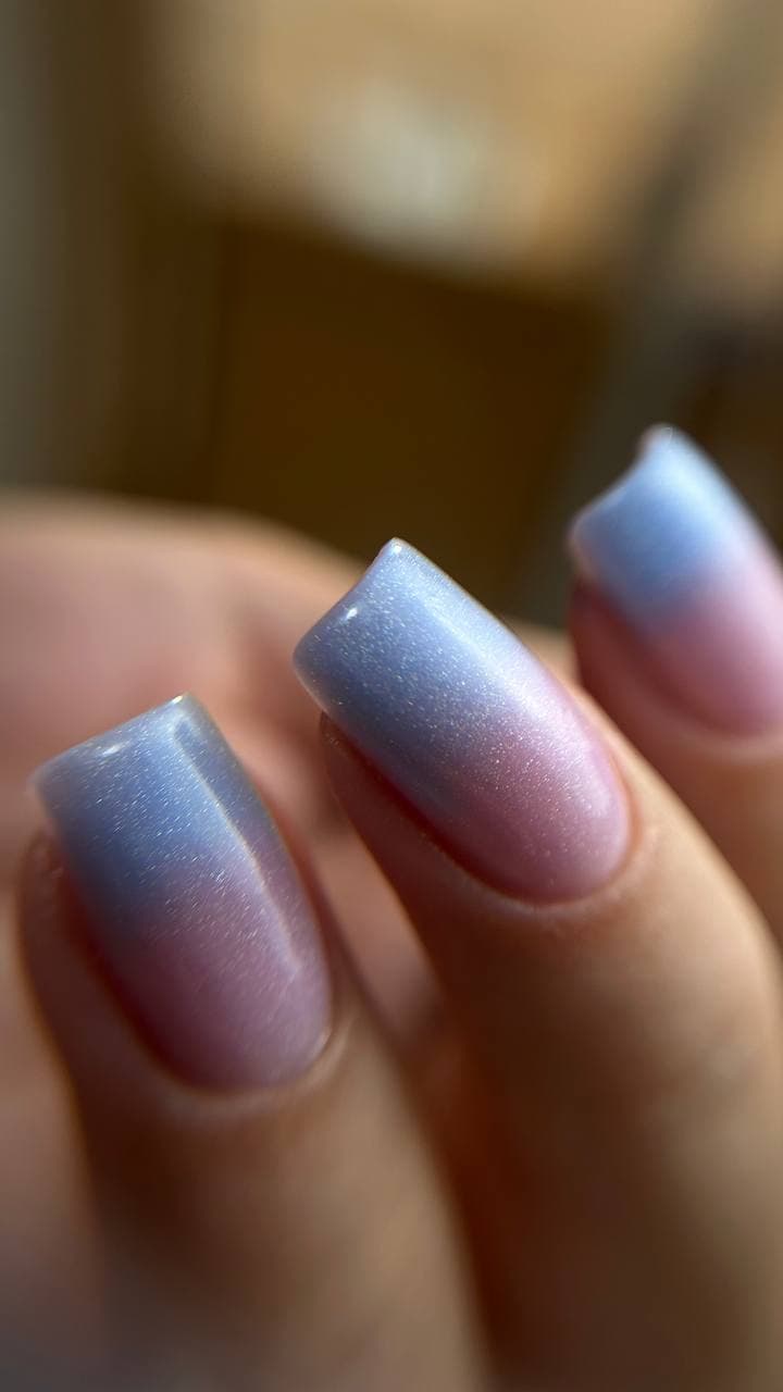 Blue and pink ombre nails with pearl shimmer — Ira Aesthetics